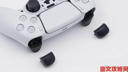 索尼改良硬件设计 处理DualShock4手柄扳机键故障